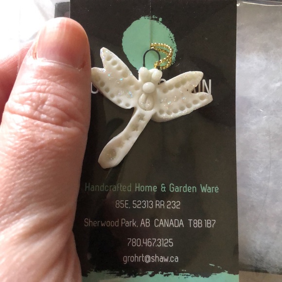 Porcelain dragonfly ornaments - Picture 3 of 3